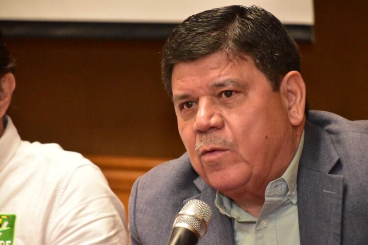 Enrique Meléndez, ex líder magisterial, se suma a Morena y a Américo