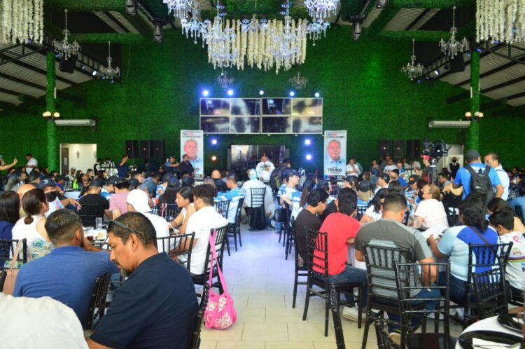 Se reúne Truko con deportistas victorenses