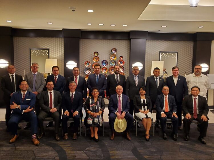 Asiste Fiscal a Cumbre Binacional de Fiscales Estados Unidos y México