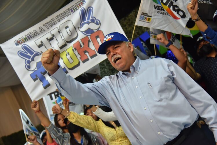 Truko cierra filas con los neolaredenses