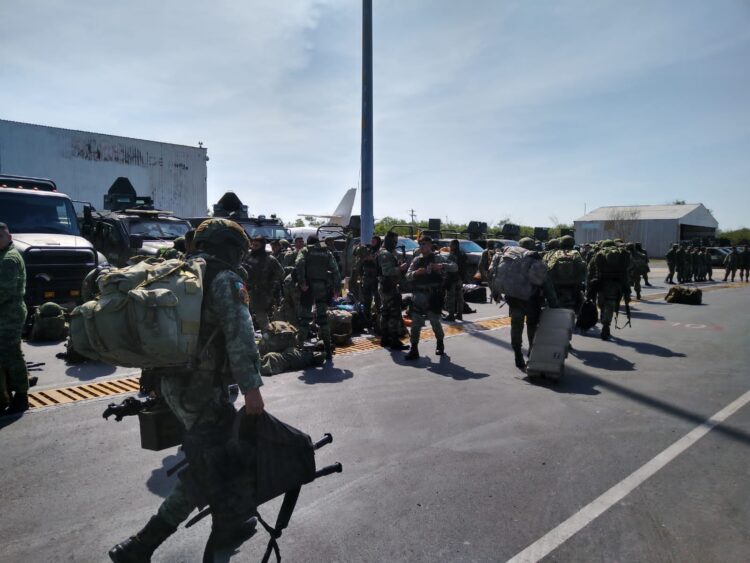 Llegan 200 fusileros paracaidistas a Matamoros, para reforzar la seguridad