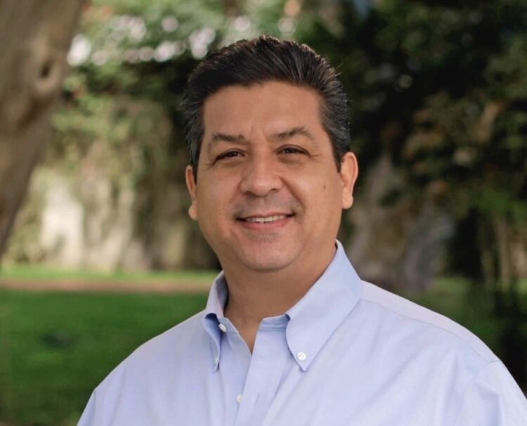 Desechan orden de aprehensión contra Cabeza de Vaca