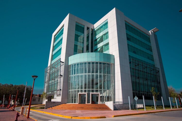 Regresa UAT a labores administrativas tras concluir periodo vacacional