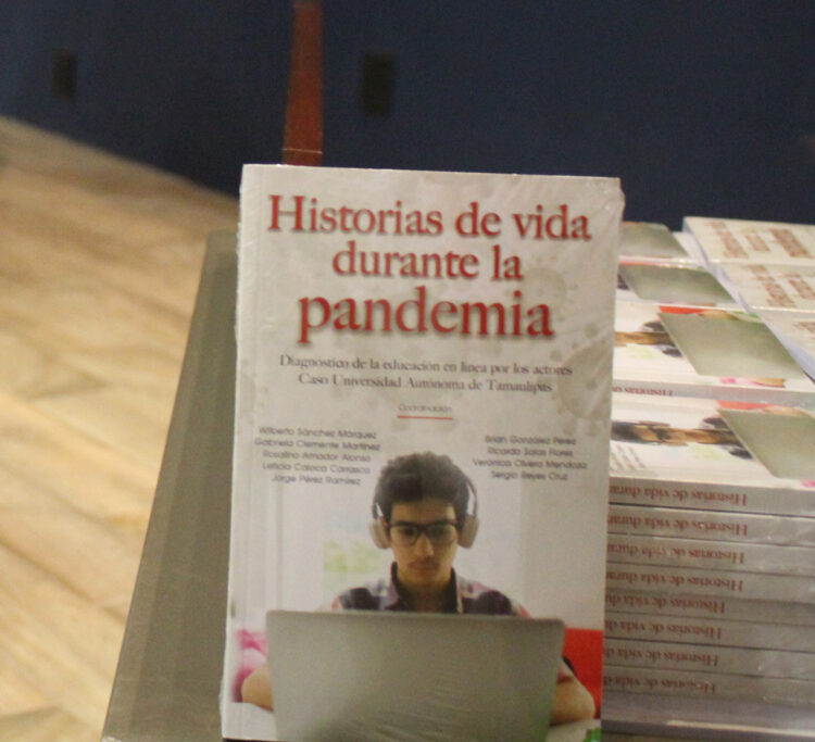 Presenta UAT libro Historias de vida durante la pandemia