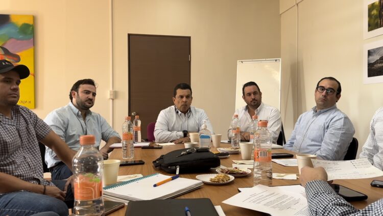 Se reúne Gattás con dirigentes de cámaras empresariales