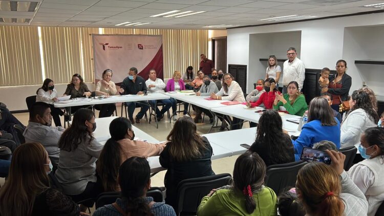 Ofrece SET diálogo y alternativas a magisterio de Reynosa