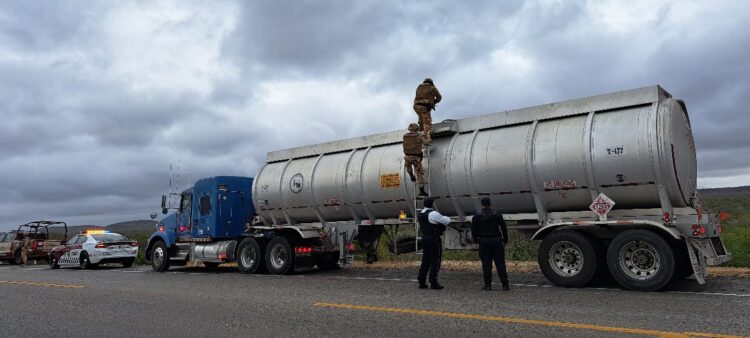 Detienen a presunto huachicolero