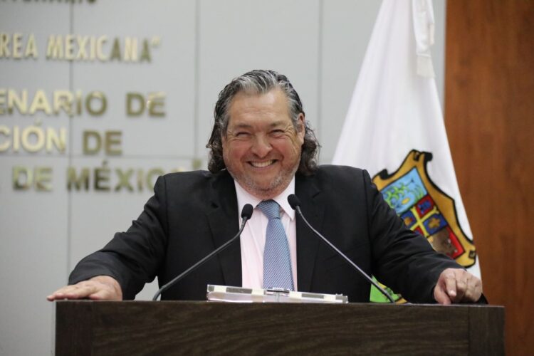 Impulsa Gustavo Cardenas políticas públicas en materia de educación