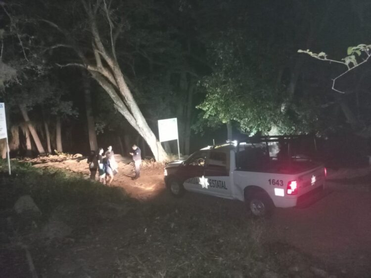 Rescata Guardia Estatal a turistas extraviados en balneario El Tigre