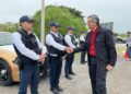 Supervisa Gobernador módulos  de seguridad y atención de turistas