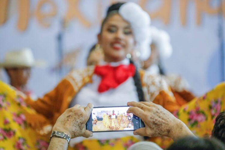 Con éxito se presenta Tamaulipas en Complejo Cultural Los Pinos