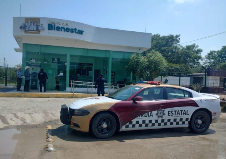 Vigila Guardia Estatal pago de Pensiones del Banco Bienestar