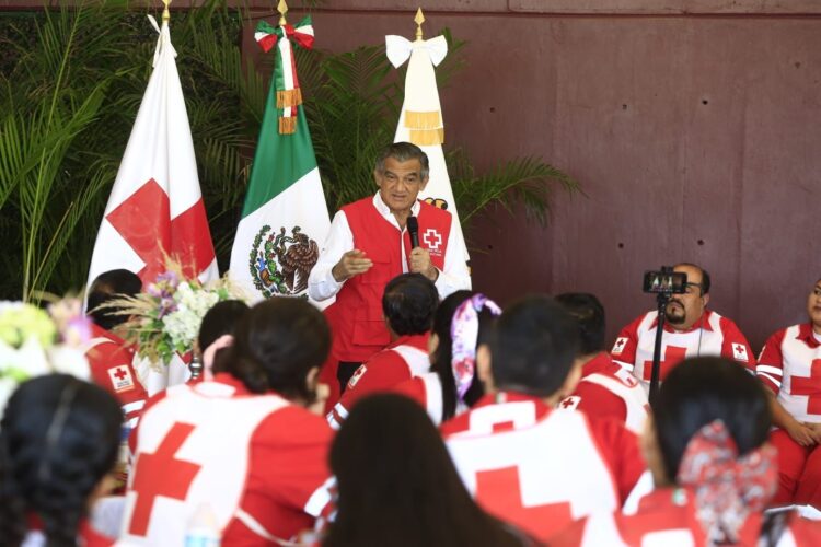 Preside Américo evento del Día del Socorrista