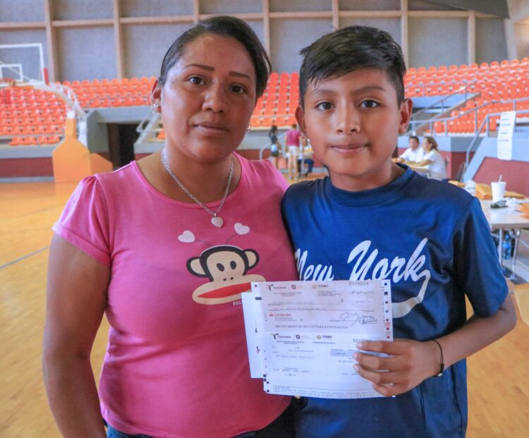 Paga Gobierno de Tamaulipas becas “Avanza