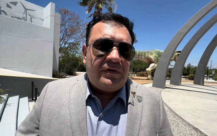 No hay orden de aprehensión contra Cabeza de Vaca: Fiscal Irving Barrios