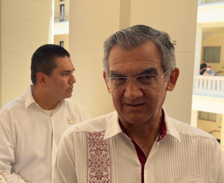 Califica Américo Villarreal con 8.5 a su gabinete