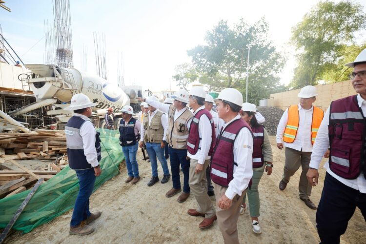 Constata Américo avance del Hospital Regional del ISSSTE en Tampico