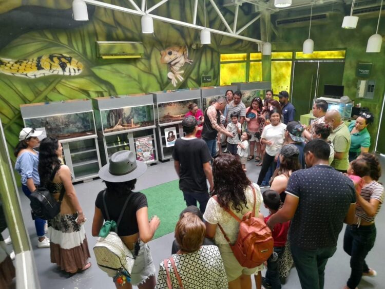 Cientos de familias visitan parques turísticos de Tamaulipas