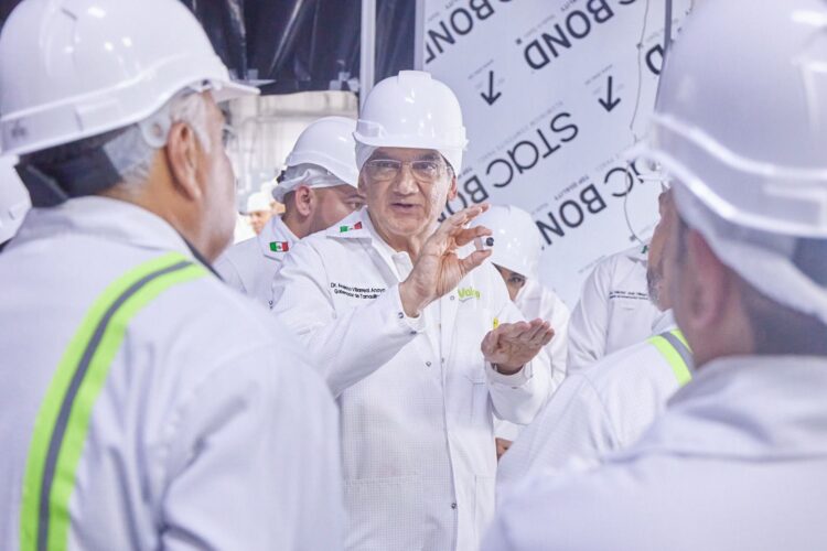 Inaugura Américo Villarreal proyecto en planta Valeo de Río Bravo