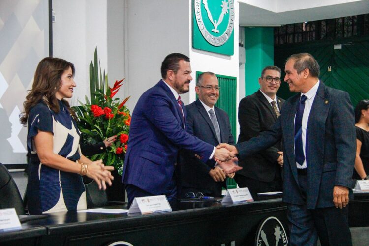 La UAT es semillero de grandes profesionales de la contaduría: IMCP