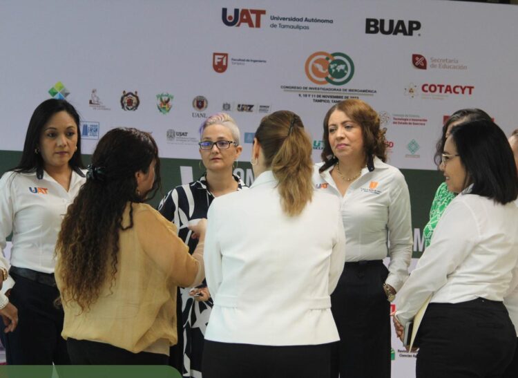 Organizan UAT y BUAP V Congreso de Investigadoras del SNI