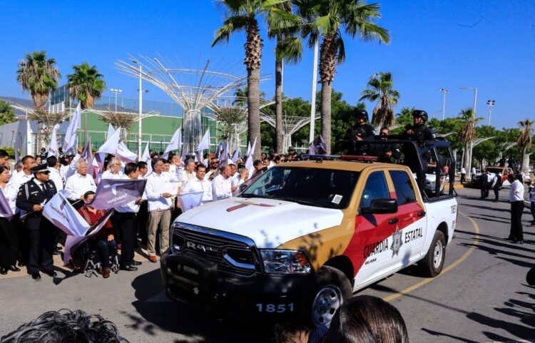 Refuerzan seguridad en frontera  y entregan 100 nuevas patrullas