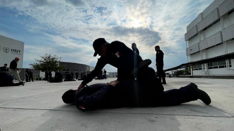 Capacitan a policías de Tamaulipas