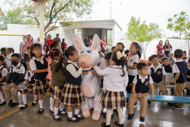 Contra el bulling va “El Burrito Albino»