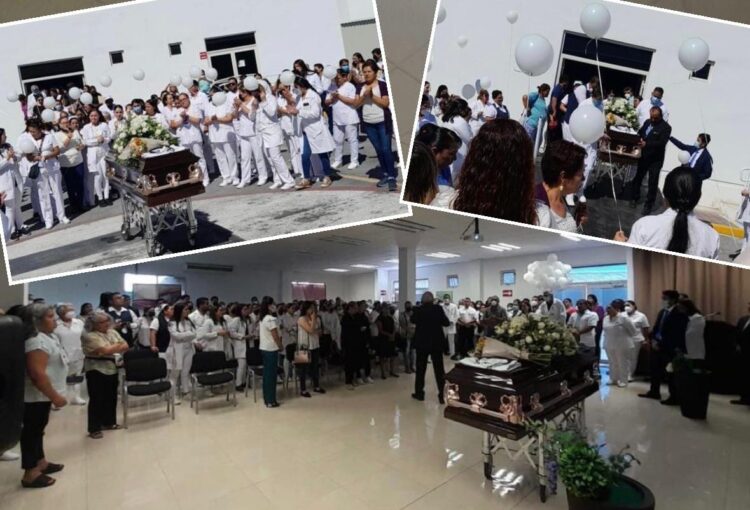 Despiden al doctor que falleció junto a su familia en la iglesia de la Santa Cruz de Madero