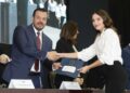 Entrega UAT becas a sus estudiantes de excelencia