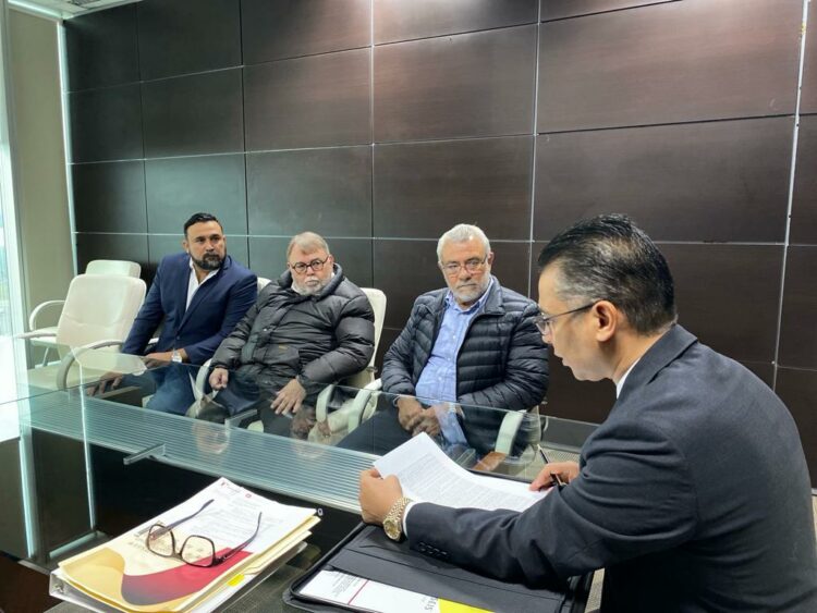 Gobierno del Estado recibe donación de terreno para paradero turístico en Jiménez