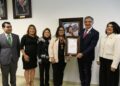 Atestigua Américo entrega de medalla al mérito a investigadora matamorense