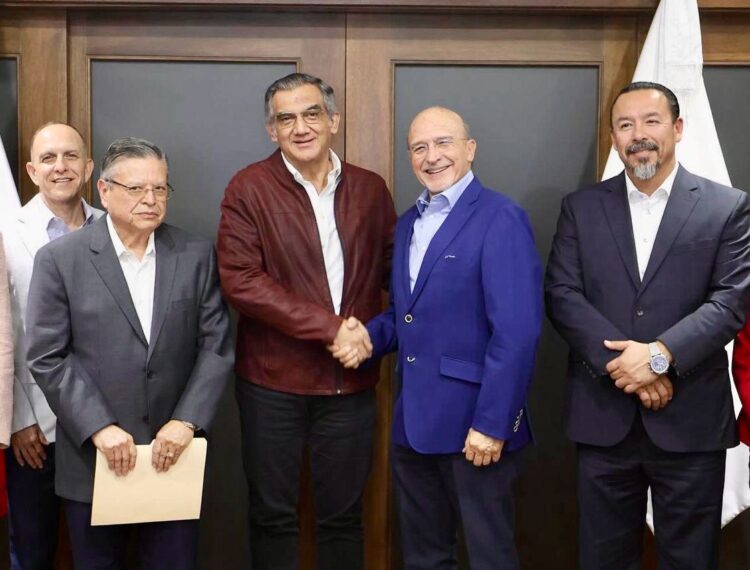 Suman voluntades, Américo Villarreal e industriales para aprovechar el Nearshoring