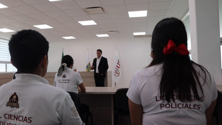 Aumenta interés por cursar carrera policial en la USJT