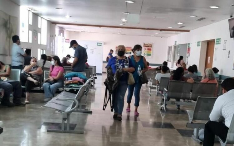 ABRE SALUD ÁREAS DE HOSPITALES PARA PROTEGER A FAMILIARES DE PACIENTES