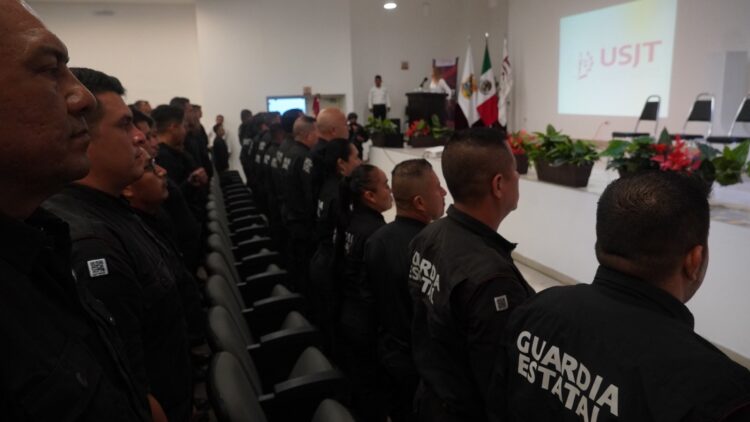 Reciben elementos de Guardia Estatal Curso de Readiestramiento