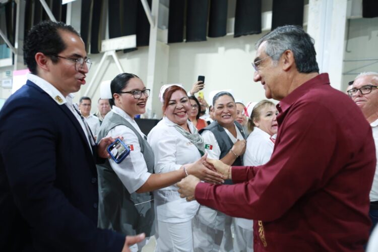 Reconoce Américo labor del personal de enfermería: es la profesión más humanista