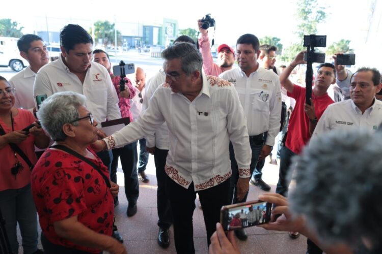 Refrenda Américo: “En Tamaulipas, tenemos la bata bien puesta”