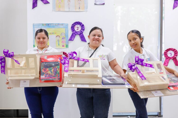 Premia DIF Tamaulipas a ganadores de los concursos estatales de dibujo y cartel sobre derechos y trabajo infantil