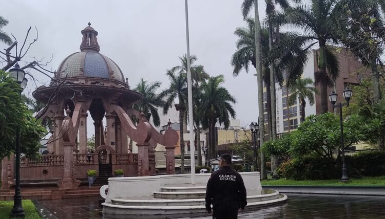 Guardia Estatal mantiene vigilancia tras desborde de Laguna del Carpintero
