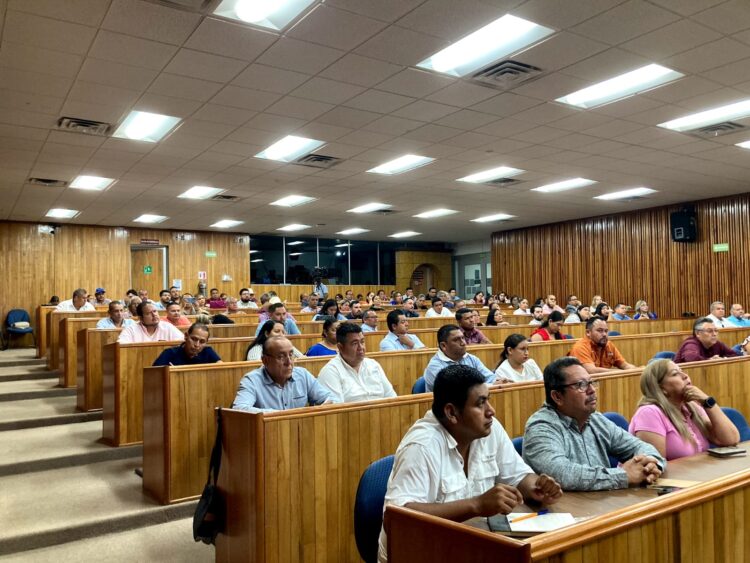 Cierran capacitación a nuevos servidores públicos municipales, en región centro