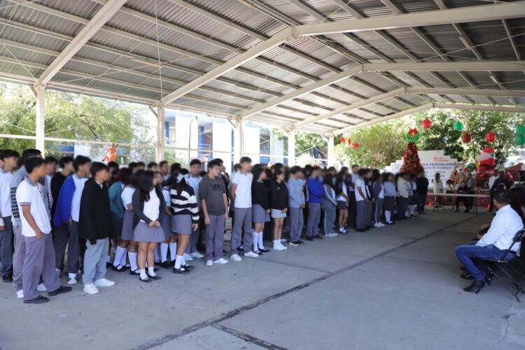 Realizan SEBIEN y Preparatoria Federalizada N° 1 feria «Expresa tus Derechos Humanos»