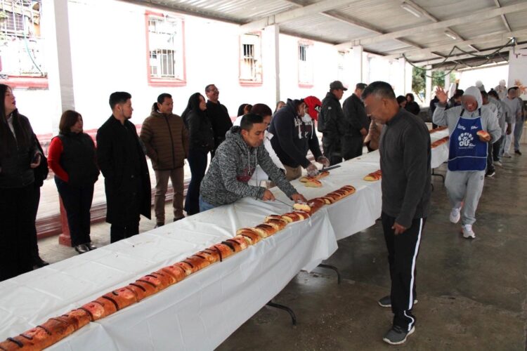 Realiza CEDES Victoria mega rosca