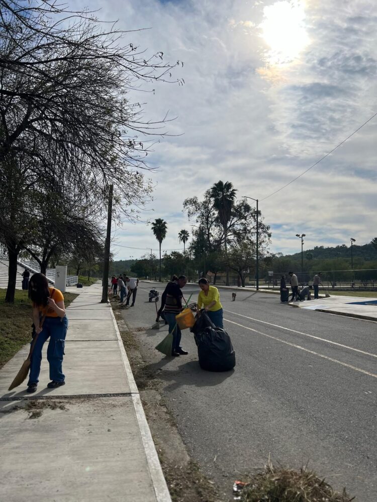 Implementa CPBT acciones contra contaminación visual y accidentes