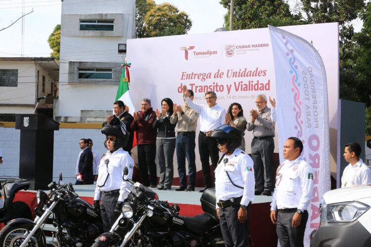 Inaugura Américo Museo de Geología y entrega parque vehicular a Tránsito en Ciudad Madero