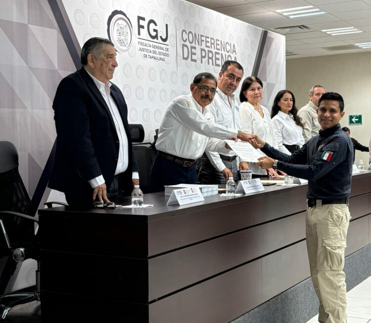 Entrega ITM 3 mil constancias de capacitación a servidores públicos de la FGJ