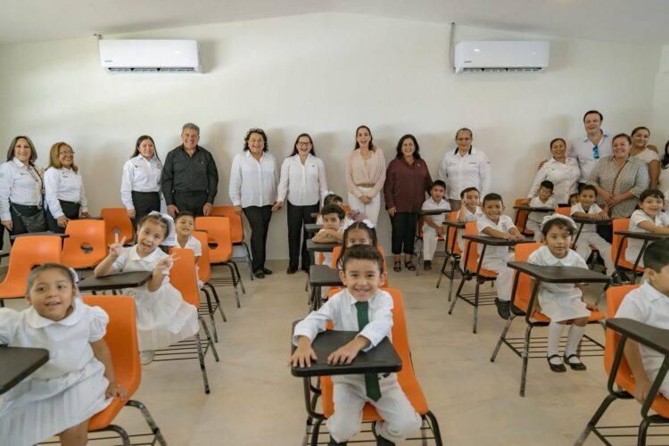 Entrega SET mobiliario en educación básica e inaugura aulas en Altamira