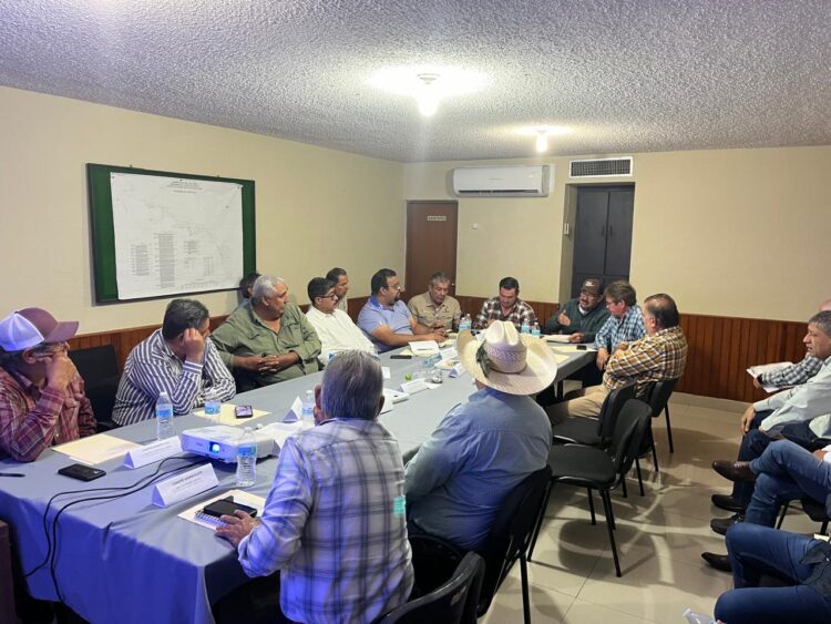 Participa SRH en reunión del Comité Hidráulico del Distrito de Riego 026 en Díaz Ordaz