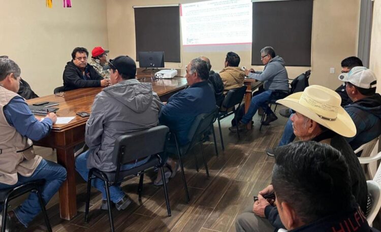 Presentan avances del Plan de Riegos para ciclo agrícola 2024-2025 en reunión del Comité Hidráulico del Distrito de Riego 092