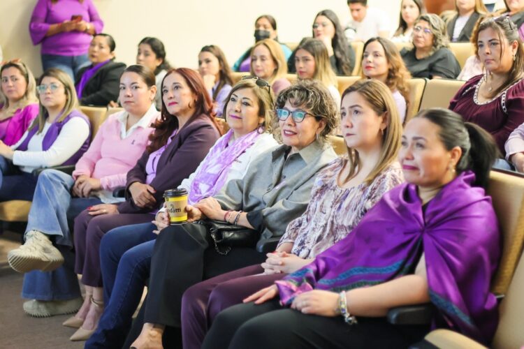 Imparte SEBIEN conferencia Mujer Transformadora